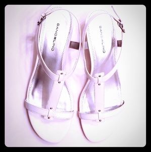 Bandolino Gurrey Wedge Sandals